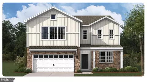 102 Winding Rd, Forks Township, PA 18040