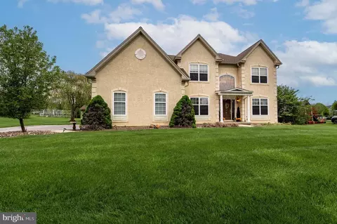 4415 Crosswinds Dr, Easton, PA 18045
