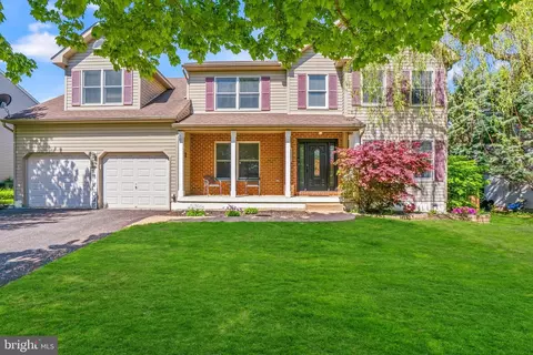 116 Mill Race Dr, Easton, PA 18045