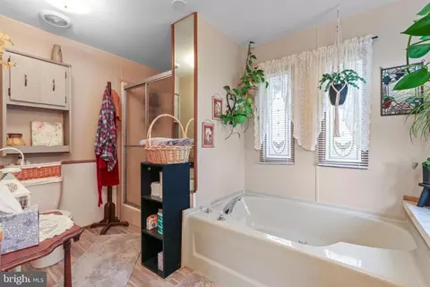 17 Valley View Dr, Bath, PA 18014 photo 18
