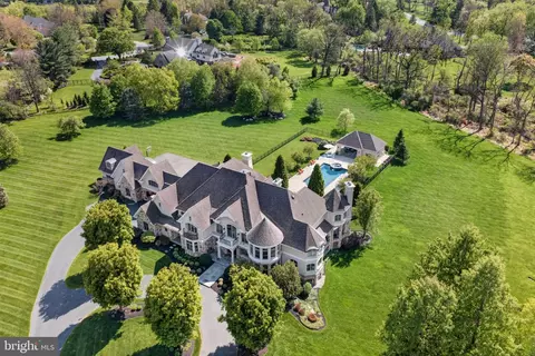 1731 Red Hawk Way, Bethlehem, PA 18015