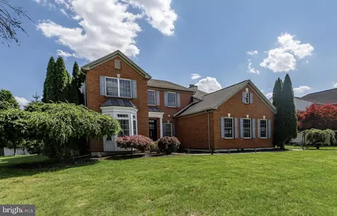 1390 Lorton Dr, Easton, PA 18040