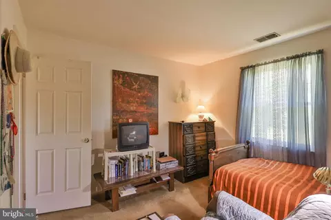 Bedroom - 102 Drift Ct #B, Bethlehem, PA 18020 photo 4 of 4