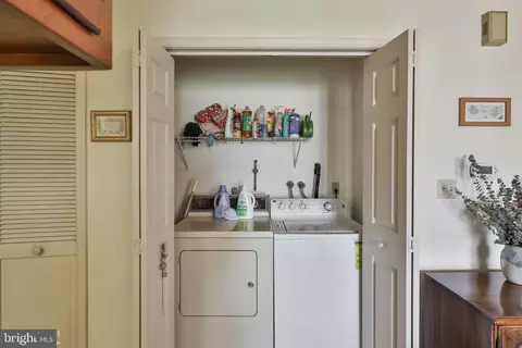 Other - 102 Drift Ct #B, Bethlehem, PA 18020 photo 4 of 7