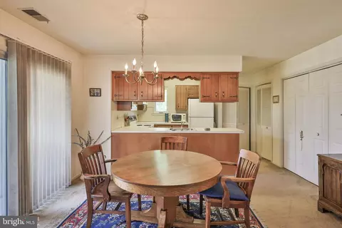 Dining - 102 Drift Ct #B, Bethlehem, PA 18020 photo 2 of 2