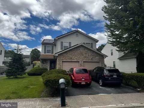2585 Hickory Dr, Easton, PA 18040
