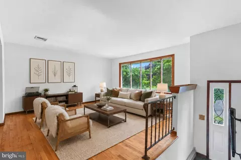 1461 1st St, Bethlehem, PA 18020