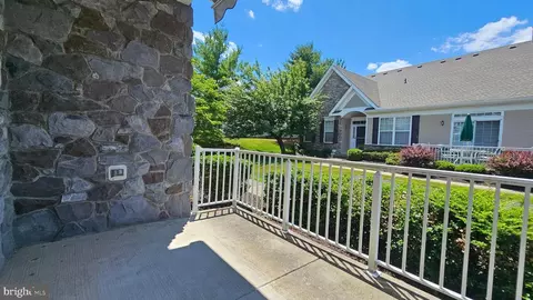 Exterior - 1866 Gregory Pl, Hellertown, PA 18055 photo 4 of 4