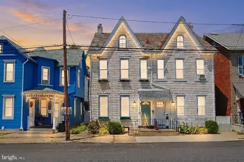 227 E Garrison St, Bethlehem, PA 18018