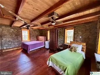 Bedroom - 3590 Drifting Dr, Hellertown, PA 18055 photo 5 of 5