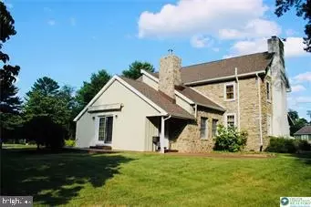 Exterior - 3590 Drifting Dr, Hellertown, PA 18055 photo 3 of 4