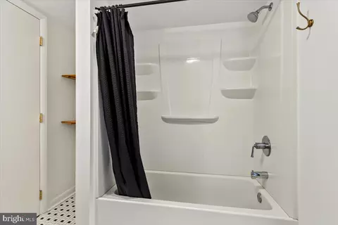 Bath - 303 Cedar Rd, Hellertown, PA 18055 photo 3 of 4