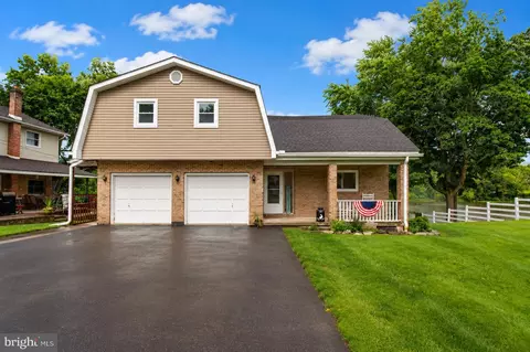 5973 Del Haven Rd, Bangor, PA 18013