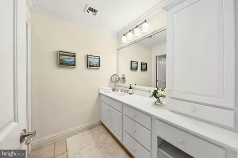 Bath - 2048 Forge Run, Bethlehem, PA 18015 photo 5 of 5
