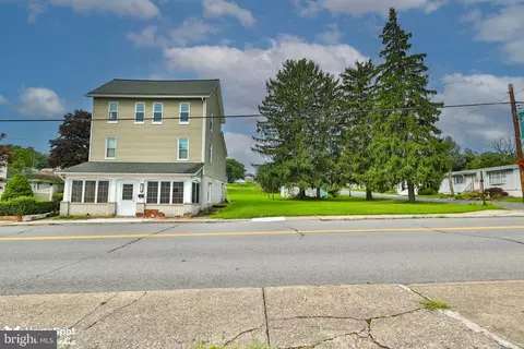 726 Garibaldi Ave, Bangor, PA 18013