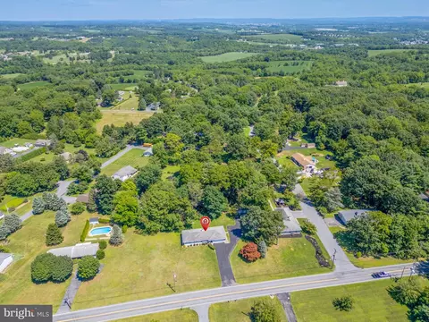 View/Area - 136 Grouse Dr, Bath, PA 18014 photo 7 of 7