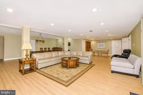 Living - 272 S Egg Rd, Bath, PA 18014 photo 3 of 3