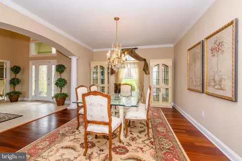 Dining - 272 S Egg Rd, Bath, PA 18014 photo 2 of 5