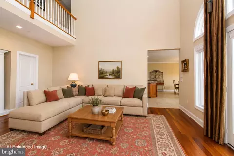 Living - 272 S Egg Rd, Bath, PA 18014 photo 2 of 3