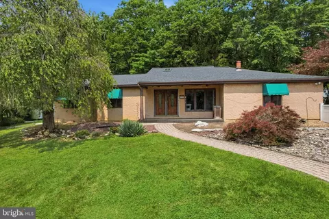1421 Nectarine Rd, Danielsville, PA 18038
