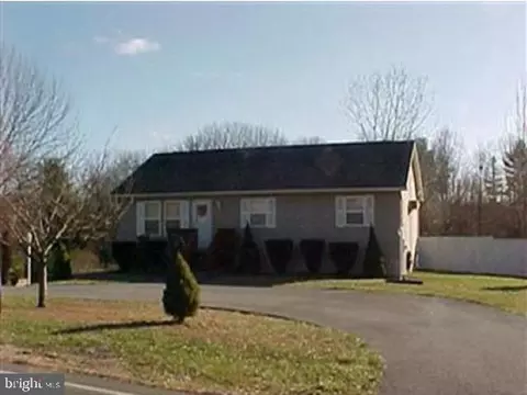 125 Morningside Dr, Mount Bethel, PA 18343