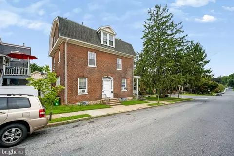 1110 Bushkill St, Easton, PA 18042
