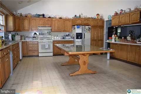 Kitchen - 4035 Devonshire Rd, Bethlehem, PA 18020 photo 1 of 2