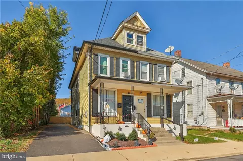 109 Pen Argyl St, Pen Argyl, PA 18072