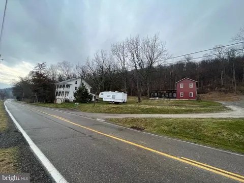 973 Hooflander Rd, Herndon, PA 17830