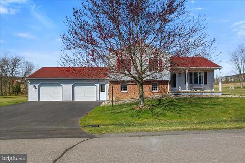 14 Pocahontas Ln, Elysburg, PA 17824