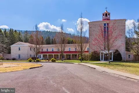 430 Monastery Rd, Elysburg, PA 17824