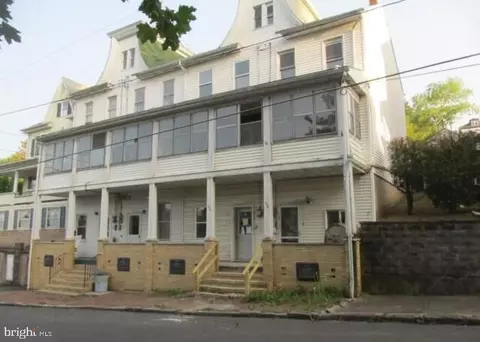 1328 1330 Pulaski Ave, Coal Township, PA 17866