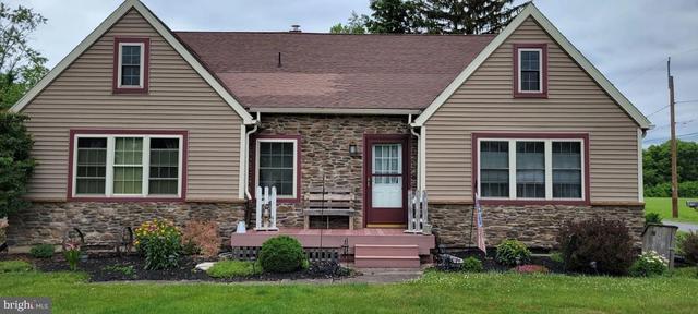 218 Freeman Rd, Watsontown, PA 17777