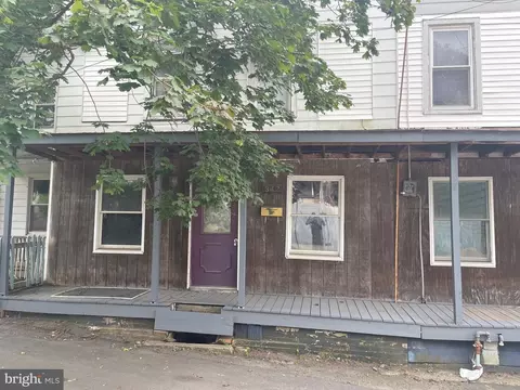 344 S 346 S Lemon St, Mount Carmel, PA 17851
