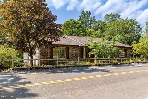 2954 Upper Rd, Shamokin, PA 17872