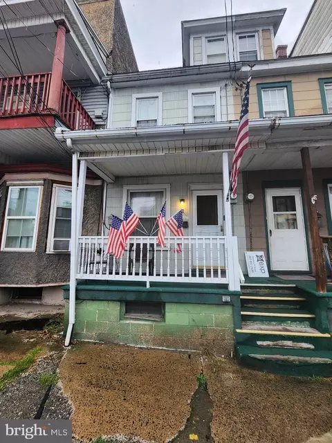 6 N 2nd St, Shamokin, PA 17872