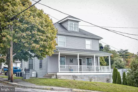 923 N Lombard St, Shamokin, PA 17872