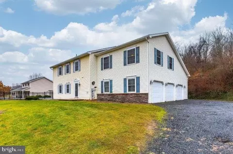84 Mutchler Rd, Danville, PA 17821