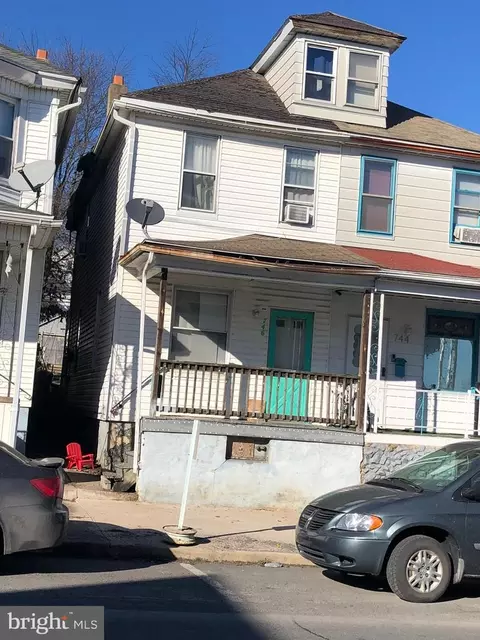 746 Chestnut St, Kulpmont, PA 17834