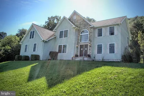 157 Rolling Hill Dr, Paxinos, PA 17860