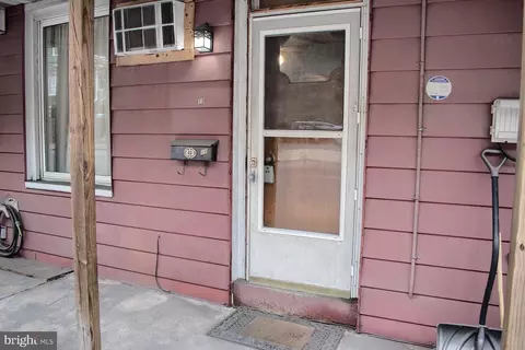 10 W Sunbury St, Shamokin, PA 17872