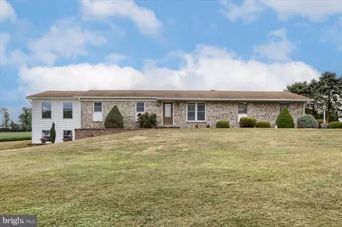 1189 Pottsville St, Herndon, PA 17830