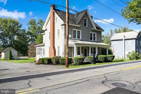 474 S Main St, Herndon, PA 17830