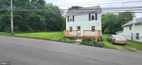351 Brown Ave, Milton, PA 17847