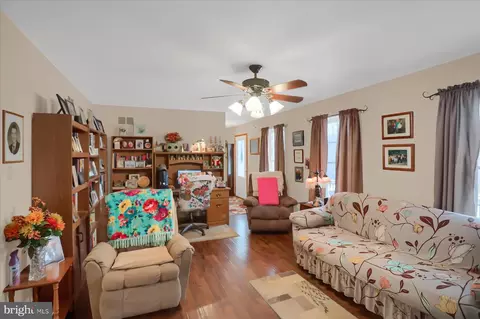 782 Slutter Valley Rd, Dornsife, PA 17823 photo 4