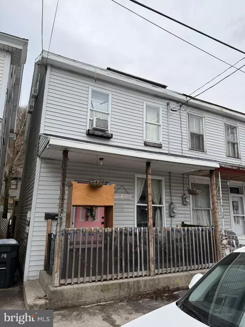 302 S Shamokin St, Shamokin, PA 17872