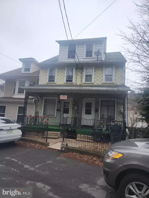 1143 E 1145 E Webster St, Coal Township, PA 17866