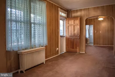 100 Poplar St N, Coal Township, PA 17866