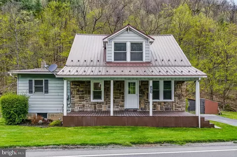1715 State Route 225, Herndon, PA 17830