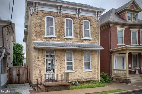 124 4th St S, Sunbury, PA 17801